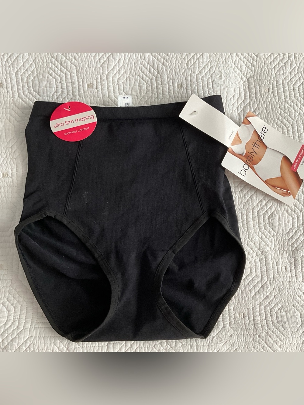 Barely There Black Ultra Firm Control Brief TUMMY FLATTENING SHAPE WEAR Sz M
